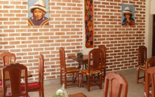 Hostal Amancay