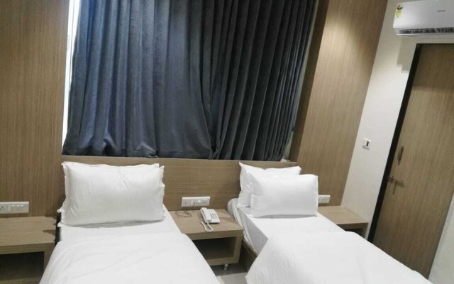 Hotel Satellite Inn