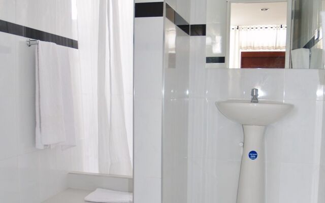Hotel Lourdes Plaza