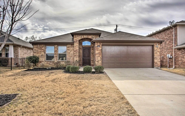 Private Yard & Grill: Greenville Vacation Rental