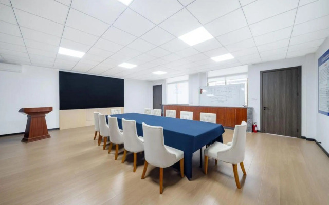 Chaoyang International Hotel (Dongtai Yaoban Branch)