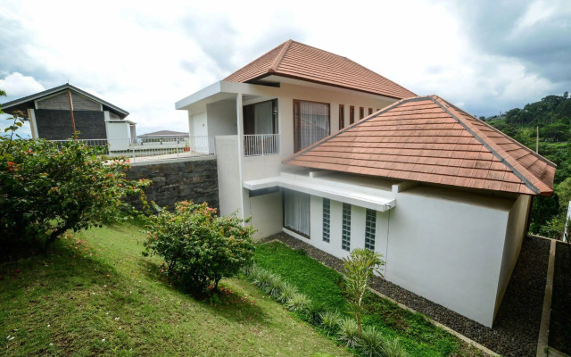 Villa Kencana Syariah, 6 Bed KingSize, View Gunung