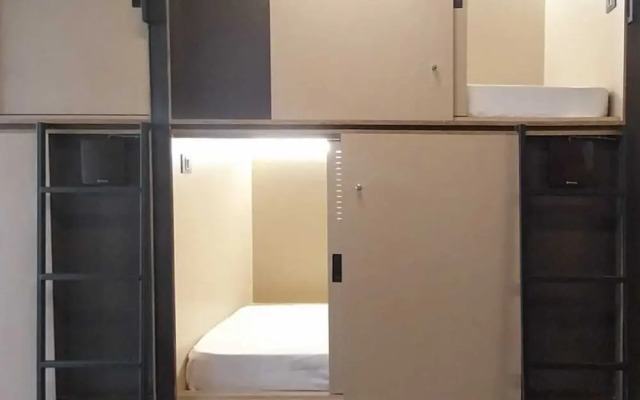 C2 Pods