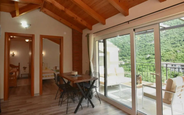 Stone House Morinj