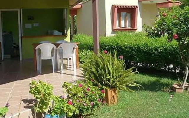 Oblomov Bungalows Apart