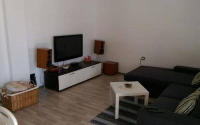 Lovely Apartment in Pirovac With Balcony