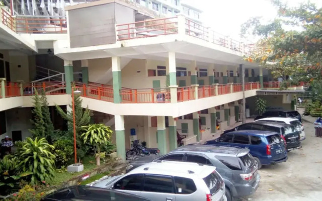 Hotel Pandu Lakeside Tuktuk