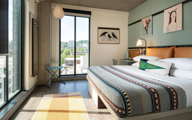Moxy Portland Downtown