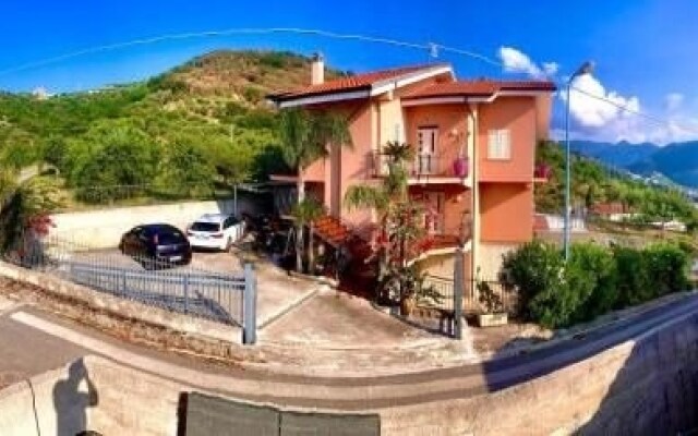 Villetta a Fichera
