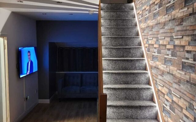 Family Holiday Apartment Blackpool South Shore