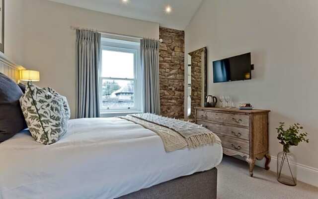 Tithe Barn - Self Check In Hotel