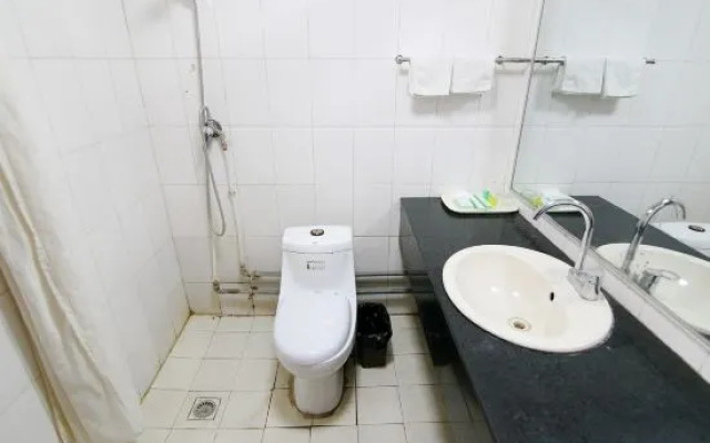 Lanzhou Fuxi Hotel – Bathroom – Lanzhou