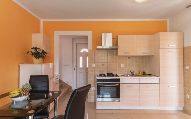 Beautiful Home in Betiga With Wifi and 4 Bedrooms