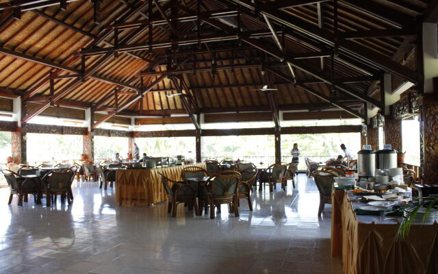 Surya Pesona Beach Hotel