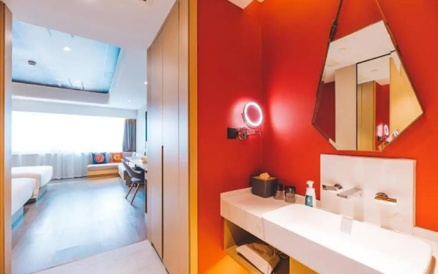 Atwell Suites Shanghai Wuning by IHG
