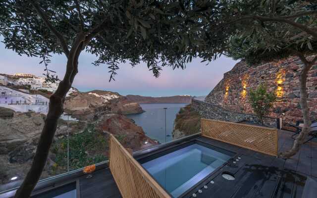 Pearl of Caldera Oia Boutique Hotel