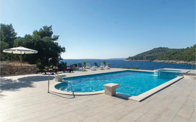 Holiday home Poplat 19