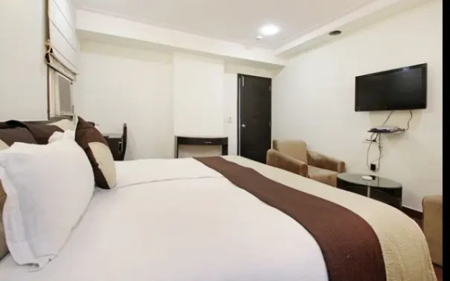 Hotel Blue Sapphire