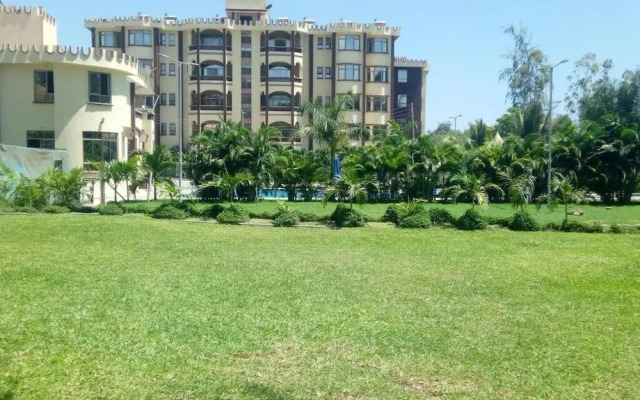 Lux Suites Sunset Holiday Apartments