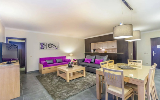 Santa Eulália Suite Hotel & SPA