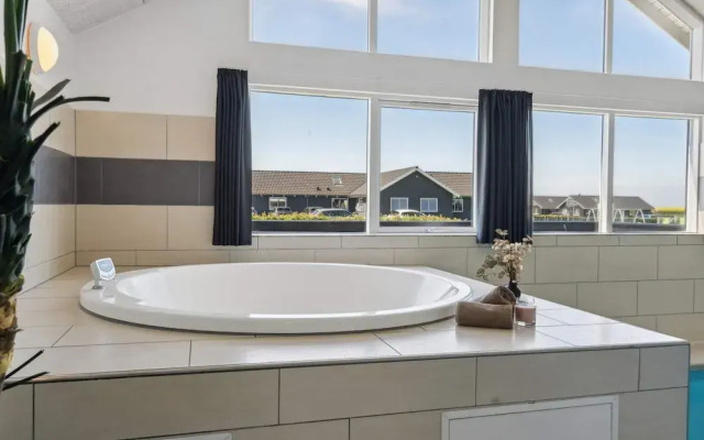 16 Person Holiday Home in Bogense