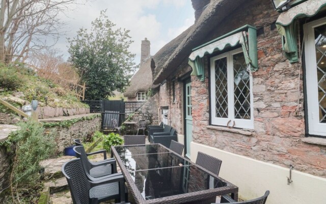 Hearthstone East Cottage