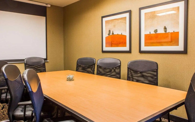 Cambria Suites Appleton