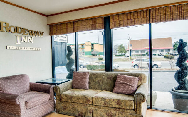 Rodeway Inn Civic Center