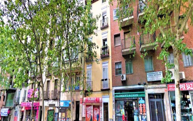 MC YOLO Apartamento Estación de Atocha