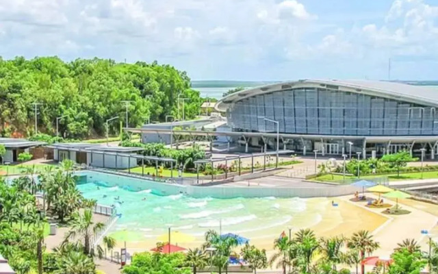 Modern Living Private Pool Bar Pets OK