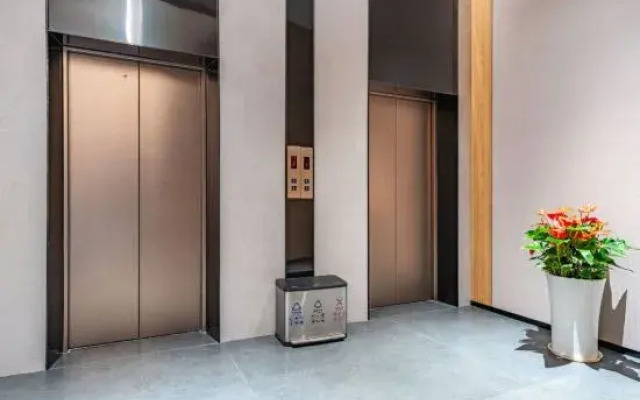 Li Cheng An Mei Hotel (Guanlan Zhangge)