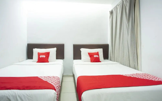 Oyo 90624 Thank Q Inn 4