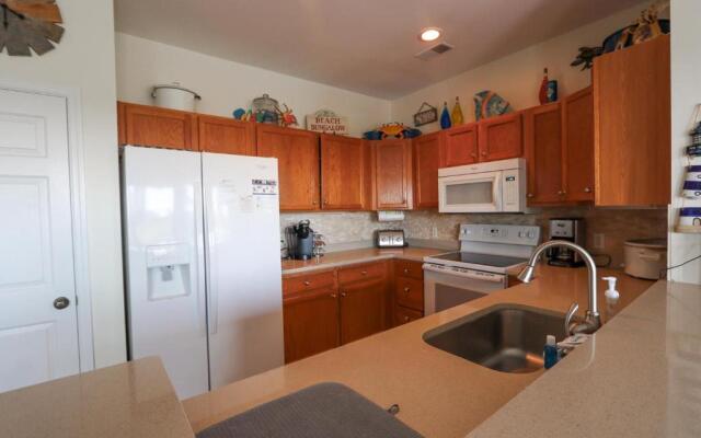 Two-story Family Home w/ Views of Inlet & Island - Pet Friendly