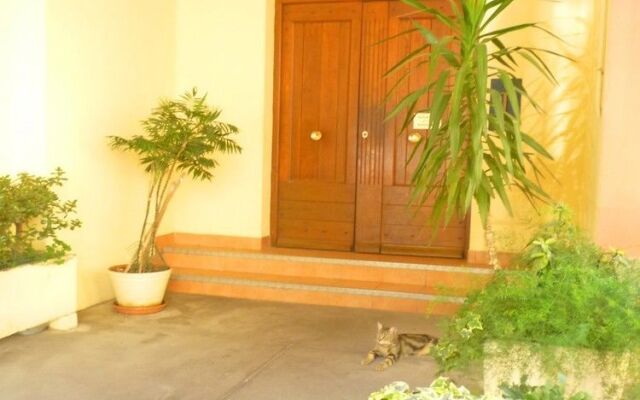 Ashley&Parker - Josephine