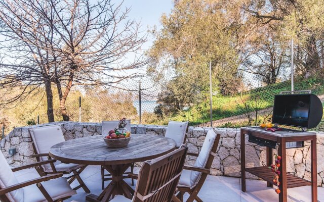 Villa Breeze & Villa Coco by Konnect Avlaki Beach