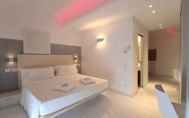 Life Hotel