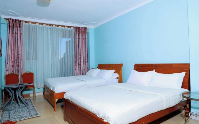 Buddiez Platinum Hotel