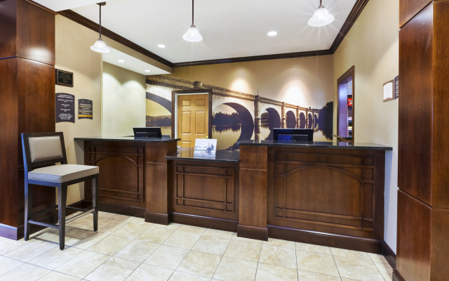 Staybridge Suites Lansing - Okemos by IHG