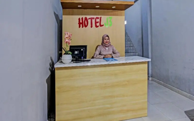 Oyo 91210 Hotel J3