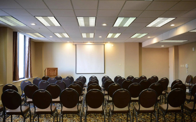 Holiday Inn Lancaster by IHG