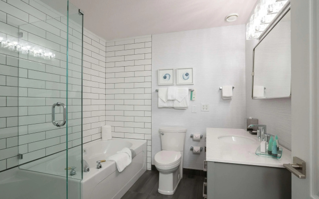 Prestige Harbourfront Resort, WorldHotels Luxury