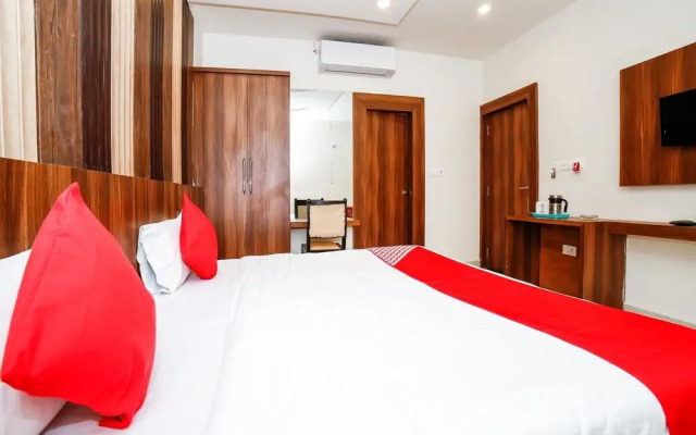 Oyo 35769 Hotel Rishabh