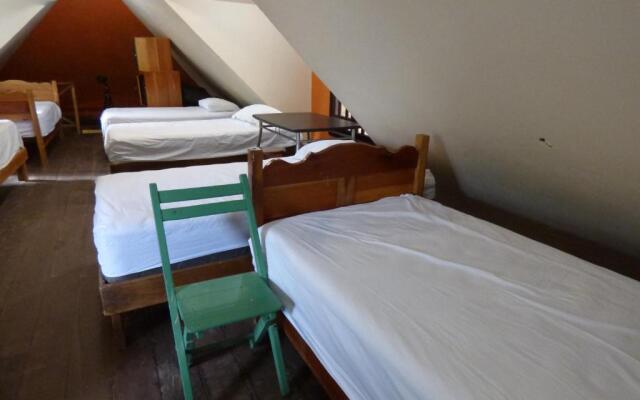 Cabanas y Hostal Zoh Laguna