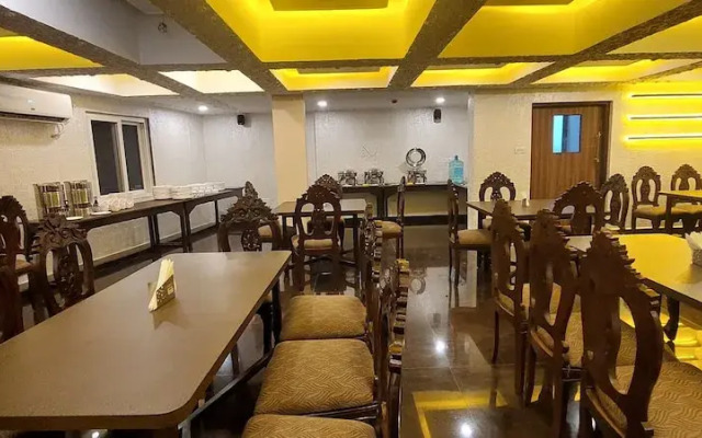Nazri Hotel