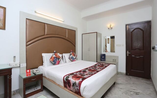 OYO 1879 Hotel Imperial Inn