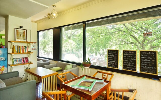 Guilin La Flowers Hostel