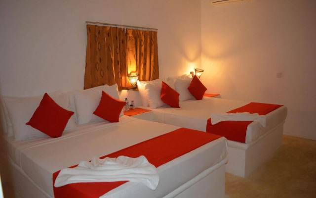 Roshanne Beach Resort