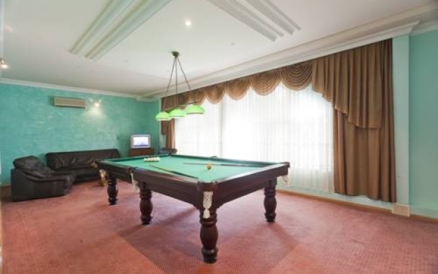 Medovaya Villa