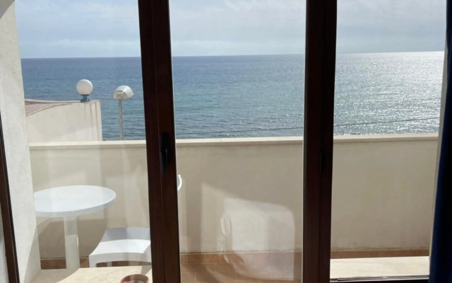 Hotel Miramare Garzia