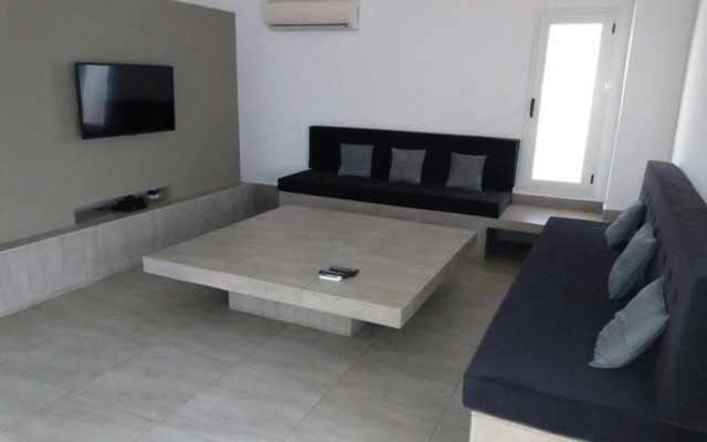 Assinie Weekend Lodge
